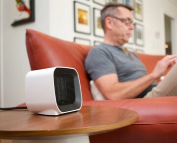 man using Blaux Heater 450W